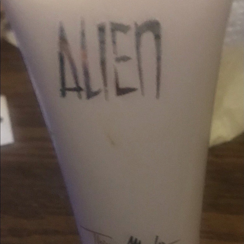 NWOT Alien  byThierry  Mugler 3.5 oz body lotion